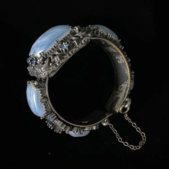 VTG Renaissance Revival Unsigned Hinged Cuff Bracelet; Selro Inspired - Picture 4 of 11